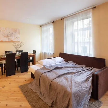 Old Aldaru Street Historic One Bedroom